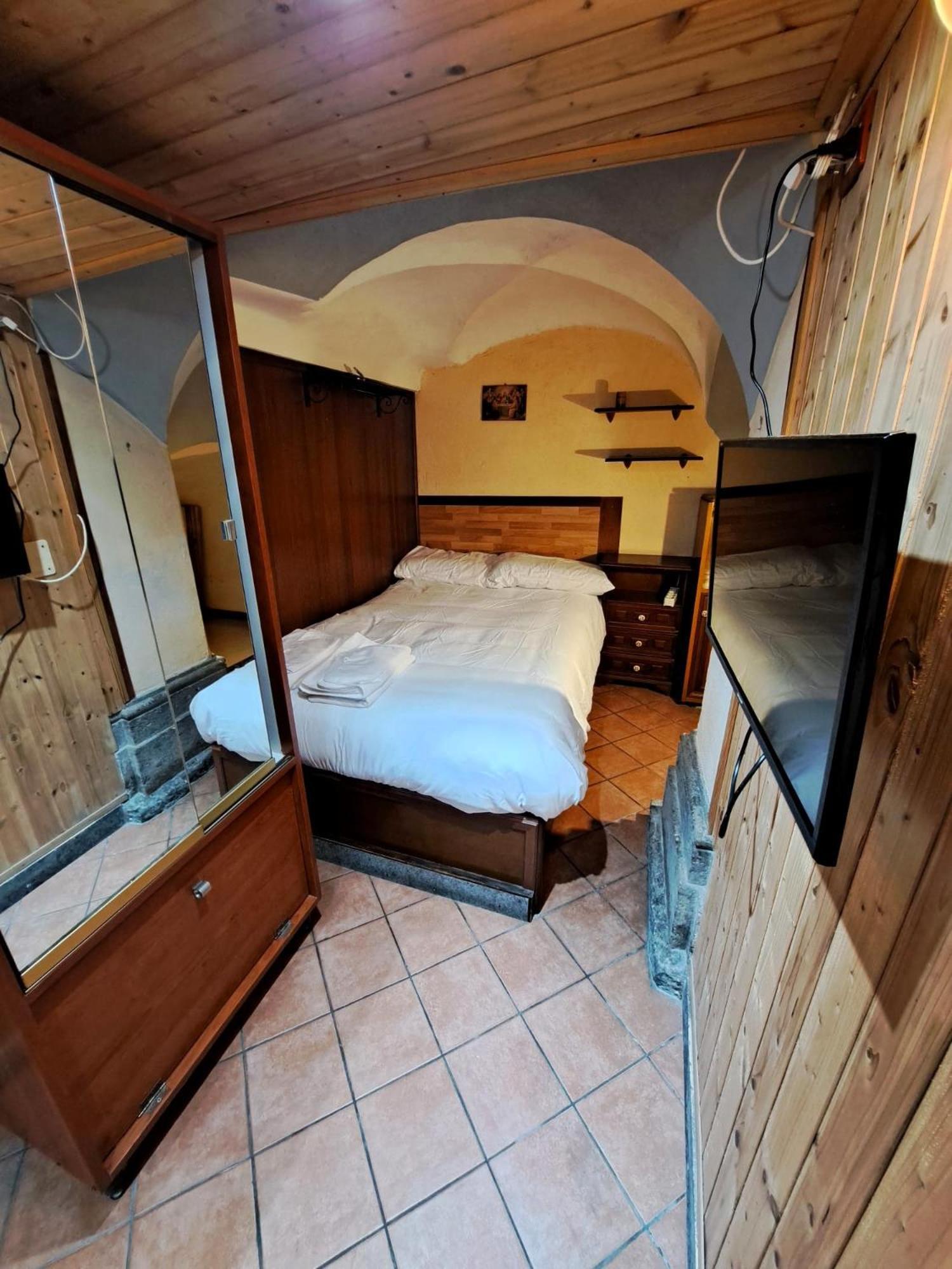 דירות Interno 13, Nel Cuore Di Napoli מראה חיצוני תמונה